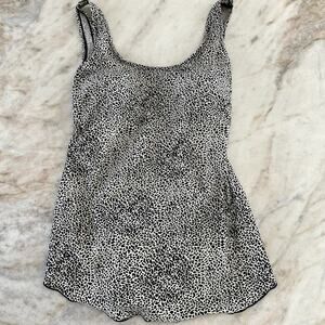 Shore Shapes 12 Tankini One Piece Swimsuit Black White Tummy Control